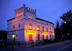 Castle Restauracja & Hotel