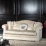 Przykładowa włoska sofa klasyczna