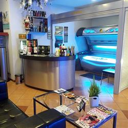 Dobre Solarium Poznań Skórzewo Bezpieczne Opalanie Capri Sun