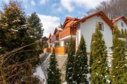 Willa i Wzgórze Jerrego Apartamenty i pokoje z widokiem na góry
