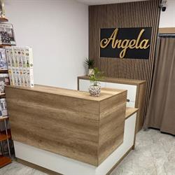 Angela Phu. Sklep Odzieżowy. Kąciak W.