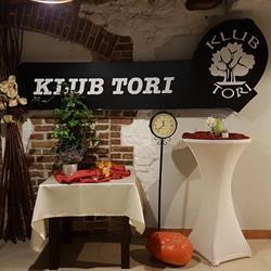 Tori. Klub