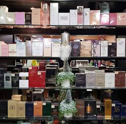 Daglas. Perfumeria. Piątek M.