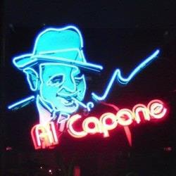 Al Capone. Pizzeria