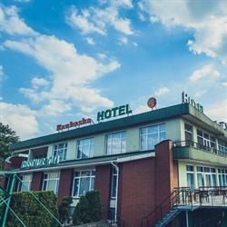 Kaukaska. Hotel, Restauracja