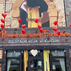 Restauracja "pomarańczowy Fortepian"