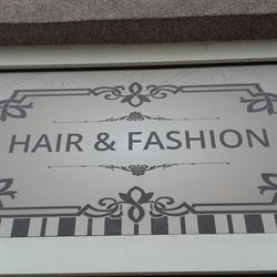 Hair Fashion. Zakład fryzjerski. Chmielarz K.