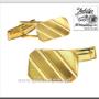 Złote spinki do mankietów koszuli