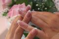 Manicure francuski