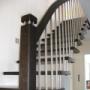 schody drewniane  z balustradą ze stali