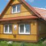 Widok domu od strony ulicy .