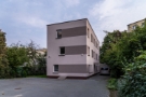 How How - siedziba