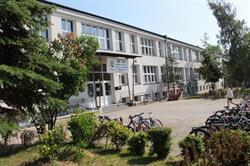 Szkoła Podstawowa nr 33 im. Obrońców Kępy Oksywskiej w Gdyni