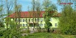Szkoła Podstawowa W Zatorach