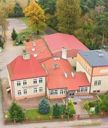 Szkoła Podstawowa W Grzędzicach