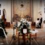 Ceremonia pogrzebowa w kościele.