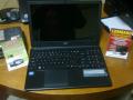 Laptop Acer Aspire E1-570