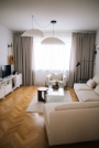 beżowe-załony-firany-salon