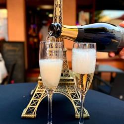 CAFETERIA CAFE DE PARIS Beata Candy