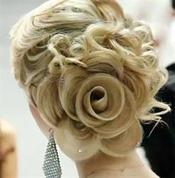 Iwona Zgliczyńska Usługi Fryzjerskie Salon GLAMOUR