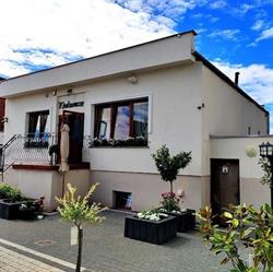 PIZZERIA BAR PODZAMCZE MAGDALENA SOŁEK