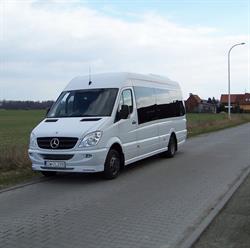 PW LOGOS TRANS WYNAJEM AUTOKARÓW I BUSÓW