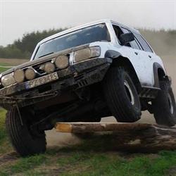 "Darbenmax"  serwis 4x4, off-road, nissan patrol, serwis naprawa przeróbki 4x4 offroad Poznań