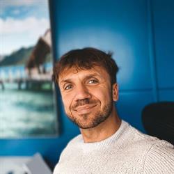 RAFAŁ BARBACHOWSKI OMEGA