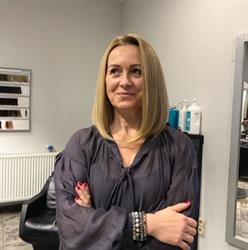 KATARZYNA SMYKOWSKA ZAKŁAD FRYZJERSKI DAMSKO-MĘSKI