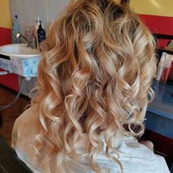 SALON FRYZJERSKI DAMSKO MĘSKI
