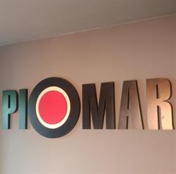 Piomar - Bramy garażowe, garaże oraz napędy i szlabany Łódź