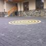 parkingi z kostki brukowej, tarasy, utwardzanie terenu, stabilizacja terenu wokół inwestycji