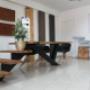 showroom Roble
