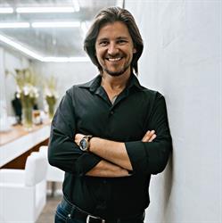 Tomasz Szymański Hair Stylist