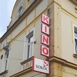 UNIWERSYTET TRZECIEGO WIEKU PRZY DĄBROWSKIM DOMU KULTURY