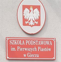 Szkoła Podstawowa im. Pierwszych Piastów w Gieczu