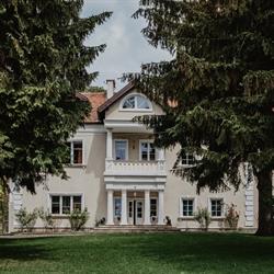 Dwór w Odonowie - ośrodek konferencyjno szkoleniowy