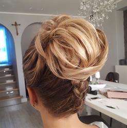 Selena. Salon fryzjerski