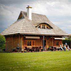 Agroturystyka "Rezydencja Krzeszów" (Dom z bali)