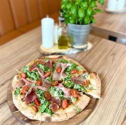 Wiatraczna Pizza & Kurczak