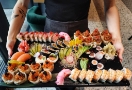 duży zestaw sushi