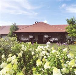 Restauracja "KAROLÓWKA"
