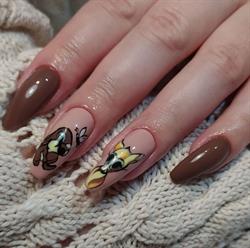 Hybrid Nail Club