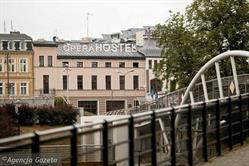 OperaHostel