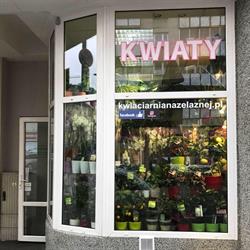 kwiaciarnianazelaznej.pl - Studio Florystyczne