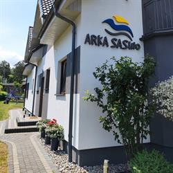 Arka Sasino - Pokoje Gościnne oraz domek z sauną ogrodową i jacuzzi