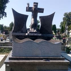 Szustakowski Krzysztof. Zakład kamieniarski
