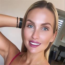 Monika kanka make up