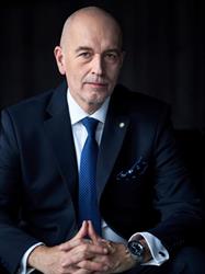 Adwokat Karczmarzyk Prostuję ludzkie drogi