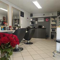 Salon fryzjerski FRYZJERNIA Magda Ząbkowska